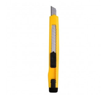 Нож с сегментированным лезвием  9мм пластмассовый корпус, с клипсой "Rexant"#456820