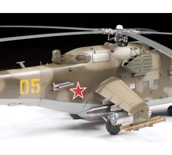 Сборная модель ZVEZDA Советский ударный вертолет Ми-24В/ВП, 1/48#1934075