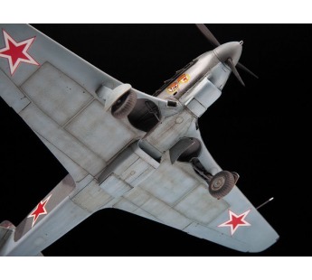 Сборная модель ZVEZDA Советский истребитель Як-9Д, 1/48#1921277