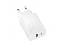 Сетевой адаптер питания BOROFONE BAS74A PD20W + QC 3.0 (белый)