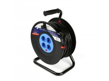 Удлинитель на катушке 4 гнезда 40м,с заземлением и предохранителемПВС 3*1,5 16А/3,5кВт