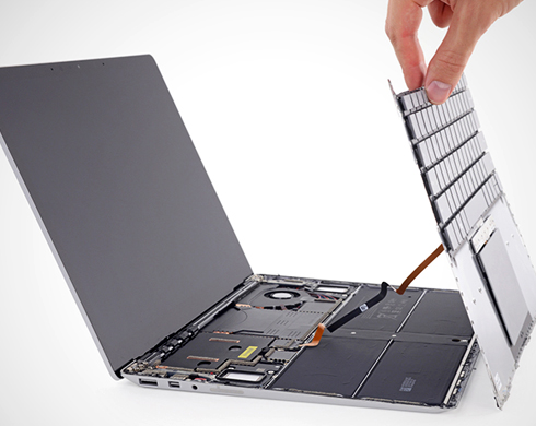 Поступление запчастей для ноутбуков: клавиатуры, аккумуляторные батареи, блоки питания